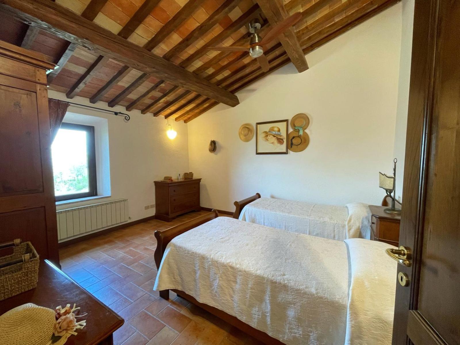 Borgo Poggio Bianco Villa Sarteano Ruang foto
